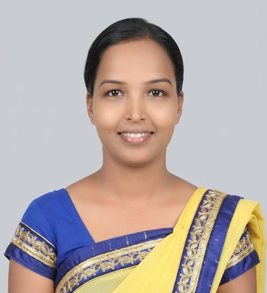 Laxmi Pandey - Full time Baby Sitter in Borivali -east in Mumbai
